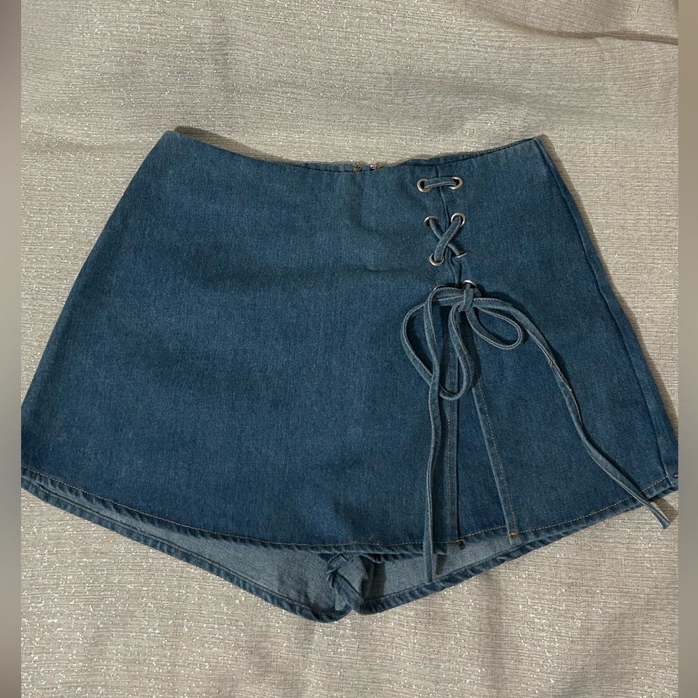 Stylish Lace-Up Denim Mini Skirt